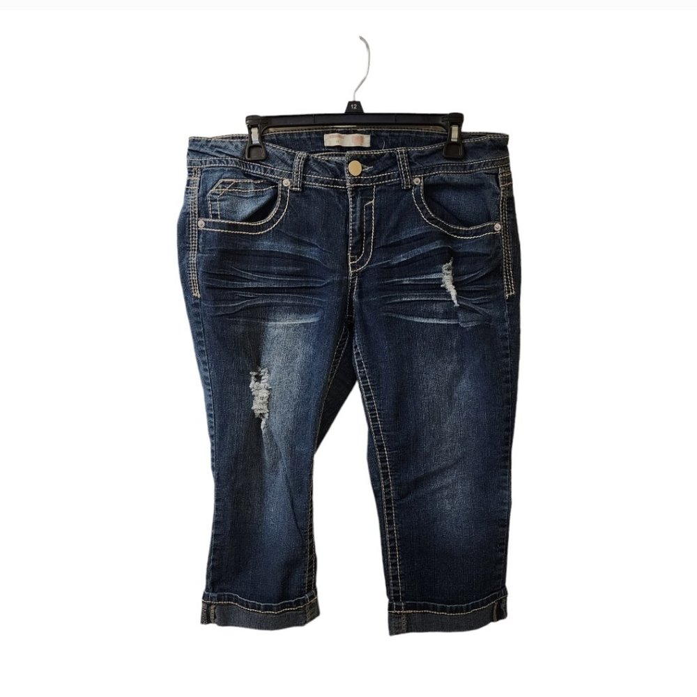 No Boundaries Cuffed Jean Crop Capris Size 15 Whiskered Mid Rise